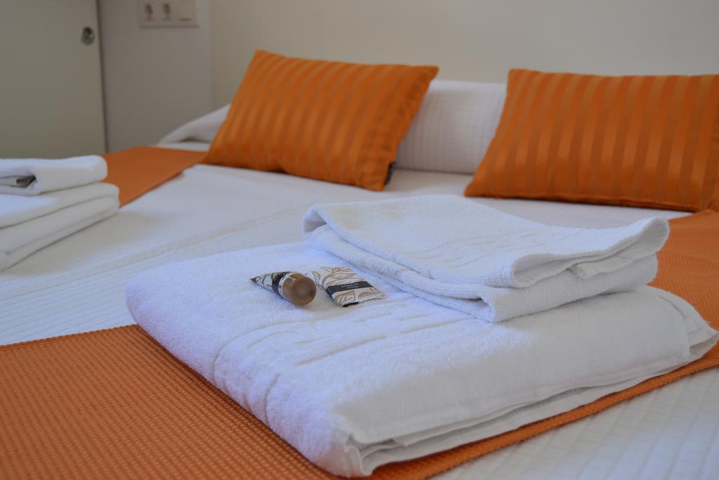Apartamentos Living Valencia-Vitoria Стая снимка