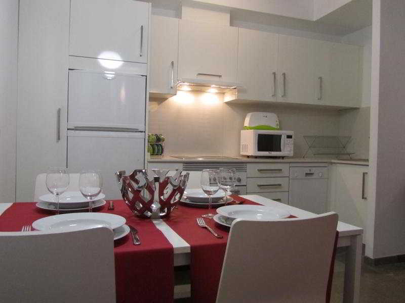 Apartamentos Living Valencia-Vitoria Екстериор снимка